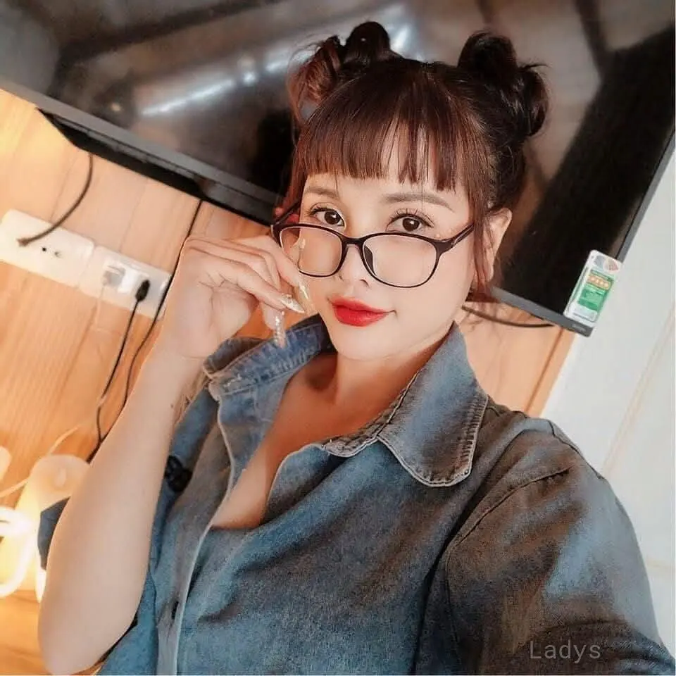 RUBY,  years BBW escorts girl, height  sm, Weight  kg, backpage Da Nang