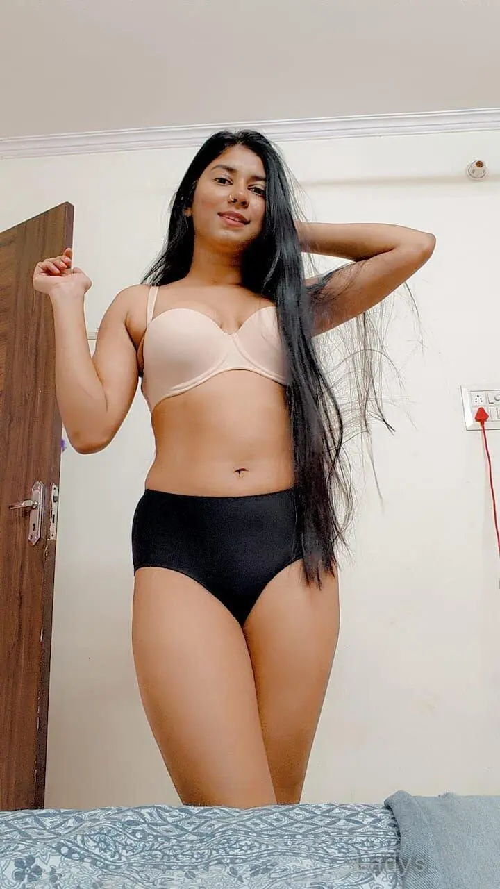 Big, 22 years BBW escorts girl, height 155 sm, Weight  kg, backpage Dehradun