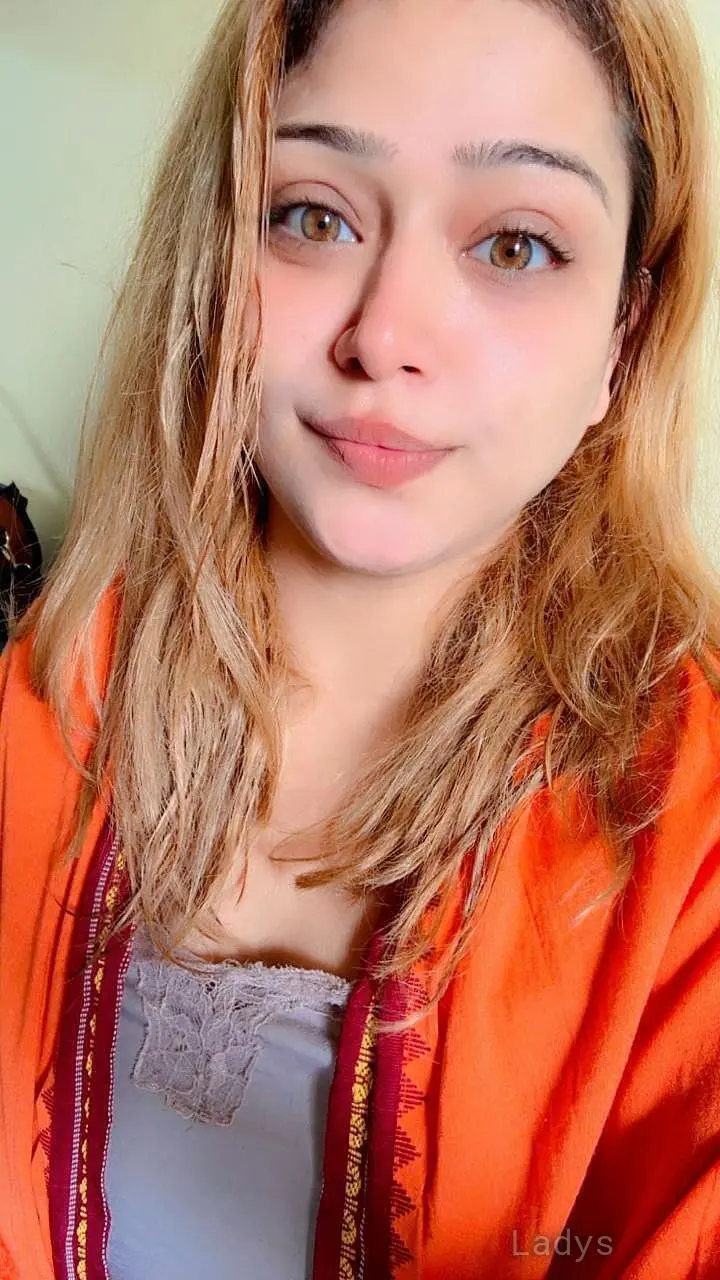 Givia, 24 years BBW escorts girl, height 170 sm, Weight kg, backpage Dehradun