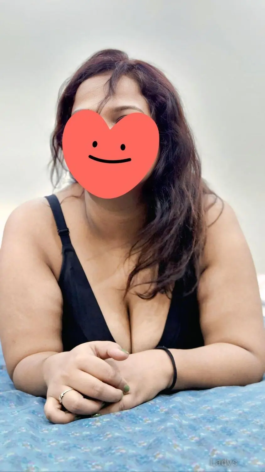 Jagriti, 22 years BBW escorts girl, height 155 sm, Weight  kg, backpage Delhi