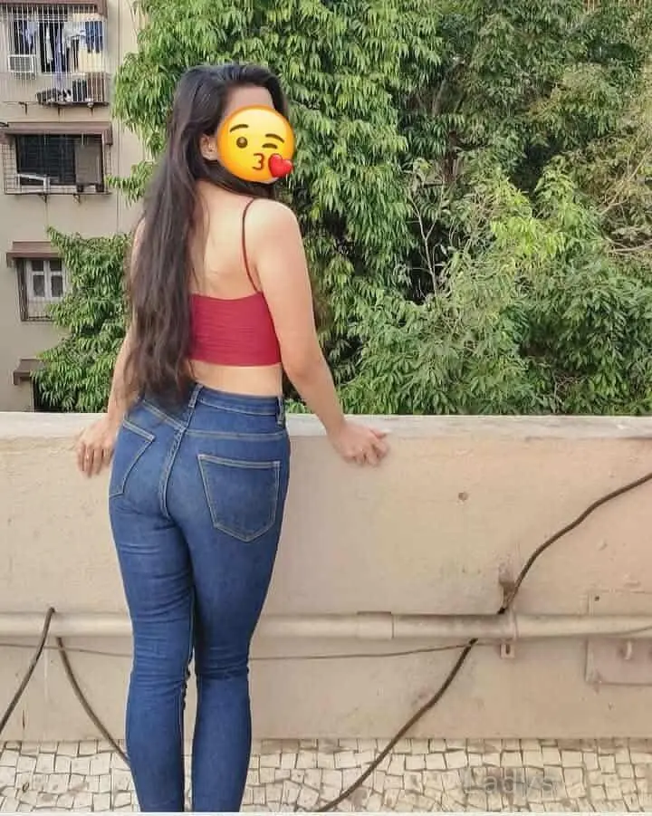 Simmi, 22 years BBW escorts girl, height 163 sm, Weight  kg, backpage Delhi