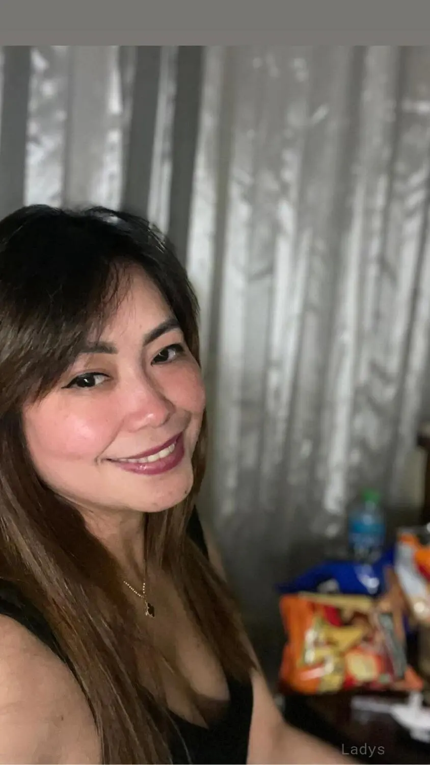 Dehlz, 35 years BBW escorts girl, height 164 sm, Weight  kg, backpage Dubai