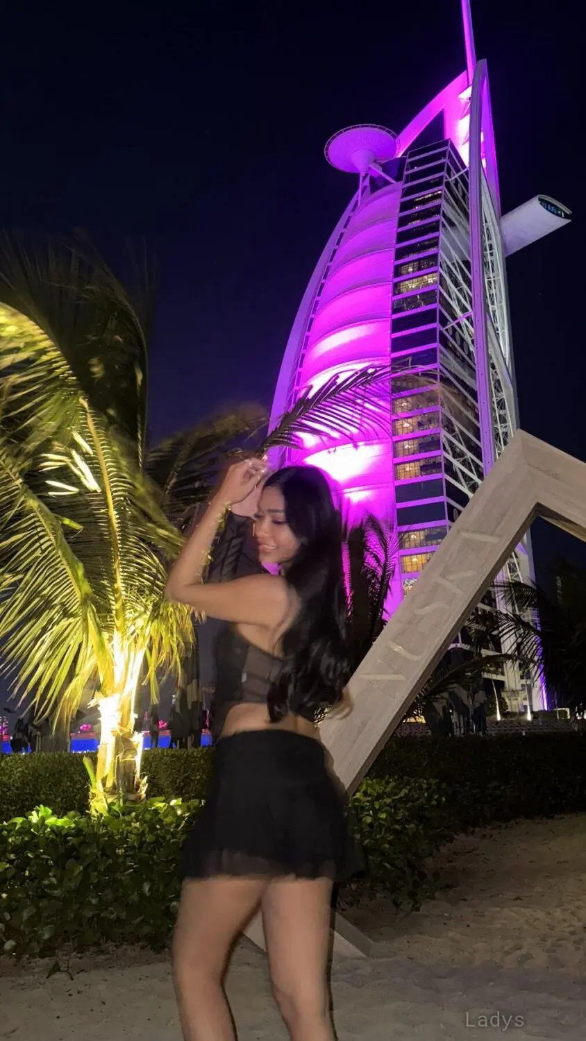 Fati, 26 years BBW escorts girl, height 166 sm, Weight kg, backpage Dubai