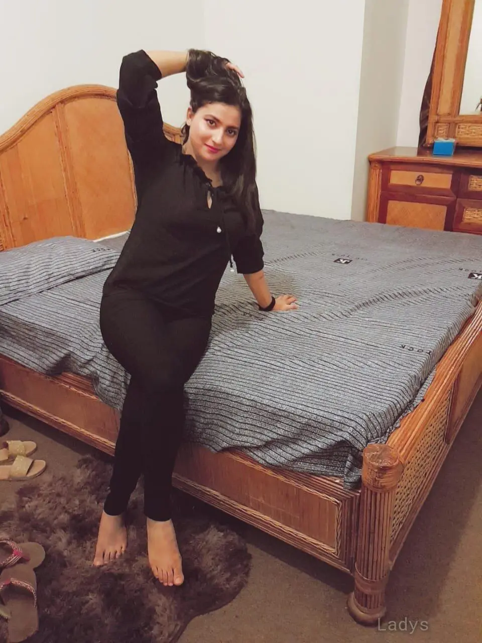 Kangana, 22 years BBW escorts girl, height 168 sm, Weight  kg, backpage Dubai