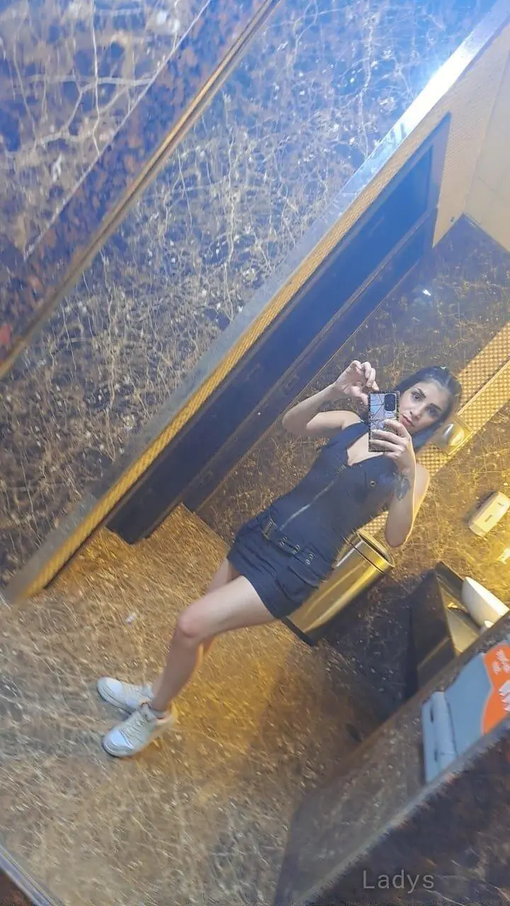 Lara, 22 years BBW escorts girl, height 157 sm, Weight kg, backpage Dubai