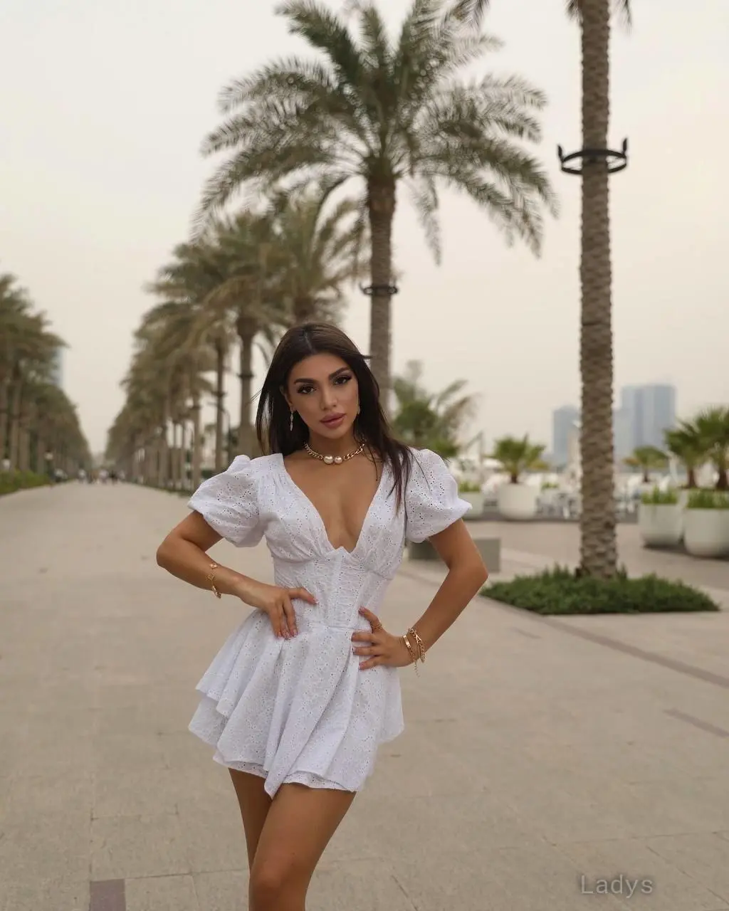 Melissa, 22 years BBW escorts girl, height 164 sm, Weight  kg, backpage Dubai
