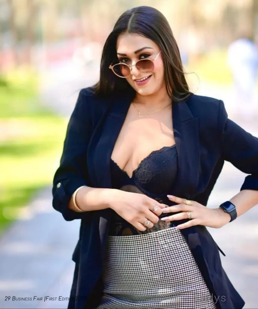 Nisha, 31 years BBW escorts girl, height 154 sm, Weight kg, backpage Dubai