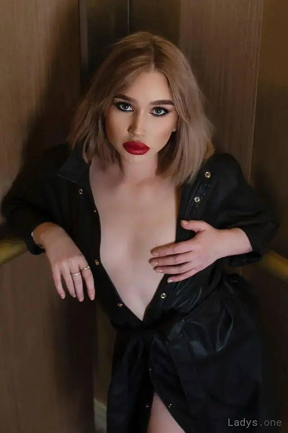Ruslana, 23 years BBW escorts girl, height 160 sm, Weight  kg, backpage Dubai