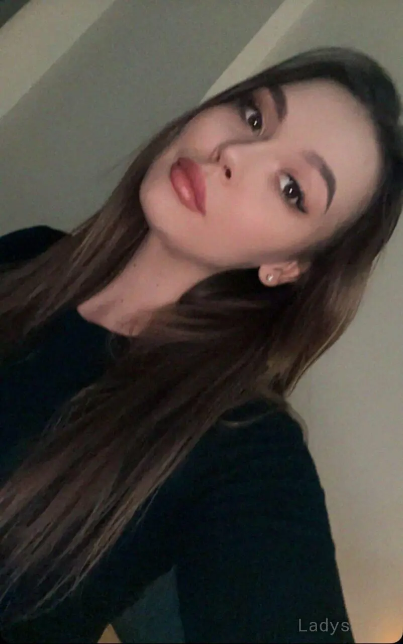Viktoria, 20 years BBW escorts girl, height 172 sm, Weight kg, backpage Dubai