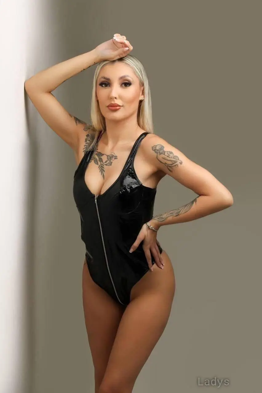 Flavia, 25 years BBW escorts girl, height 160 sm, Weight  kg, backpage Durban