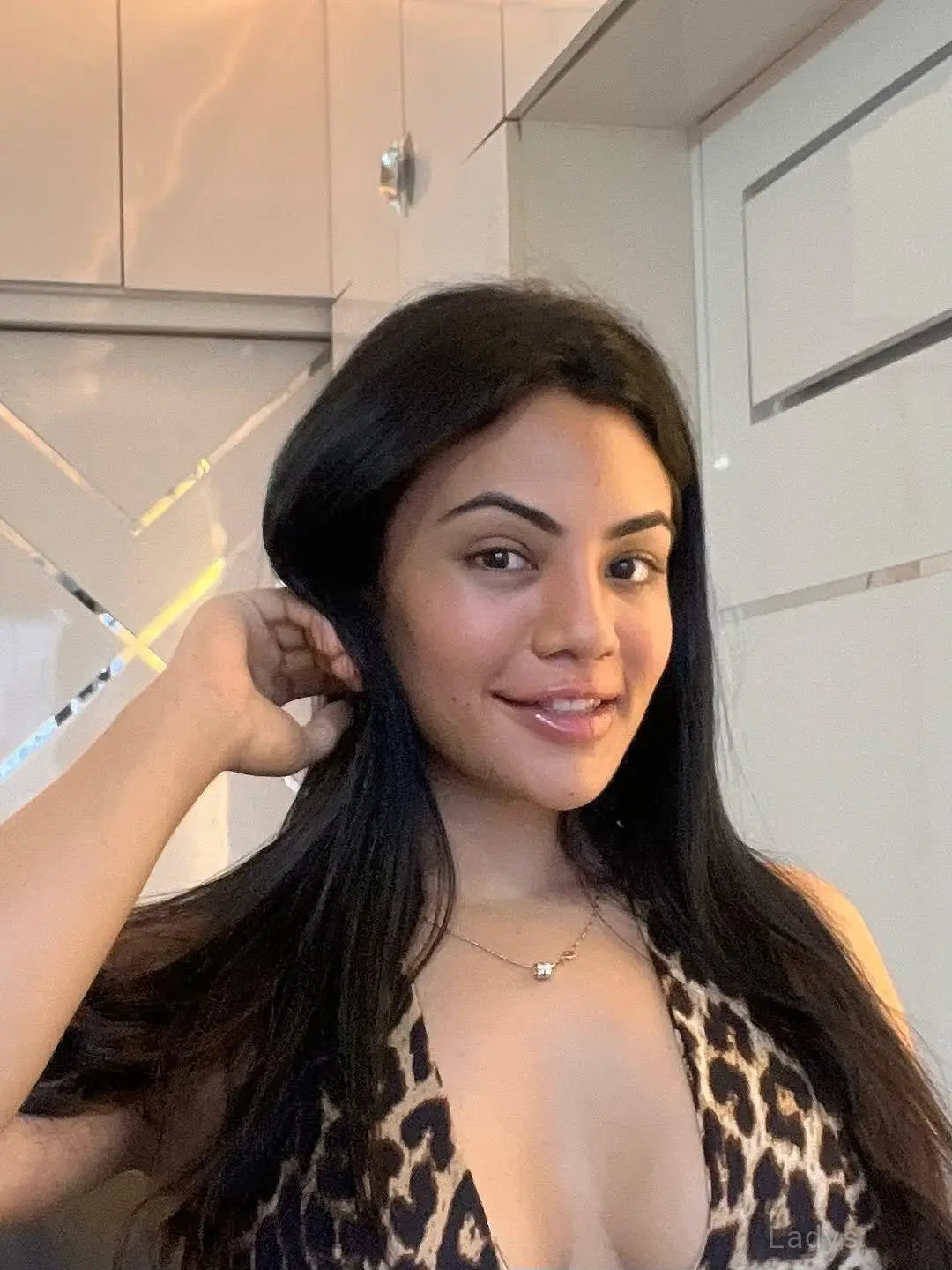 Lavya, 23 years BBW escorts girl, height 154 sm, Weight kg, backpage Goa