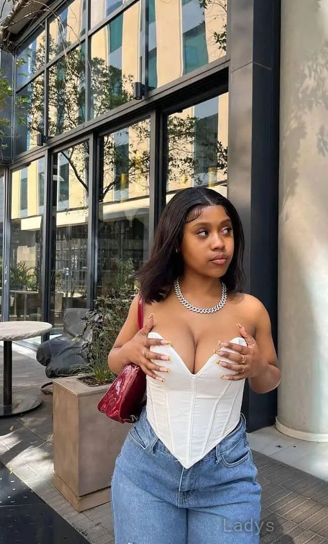 African Sky +86//1782//501//4749, 24 years BBW escorts girl, height sm, Weight kg, backpage Guangzhou