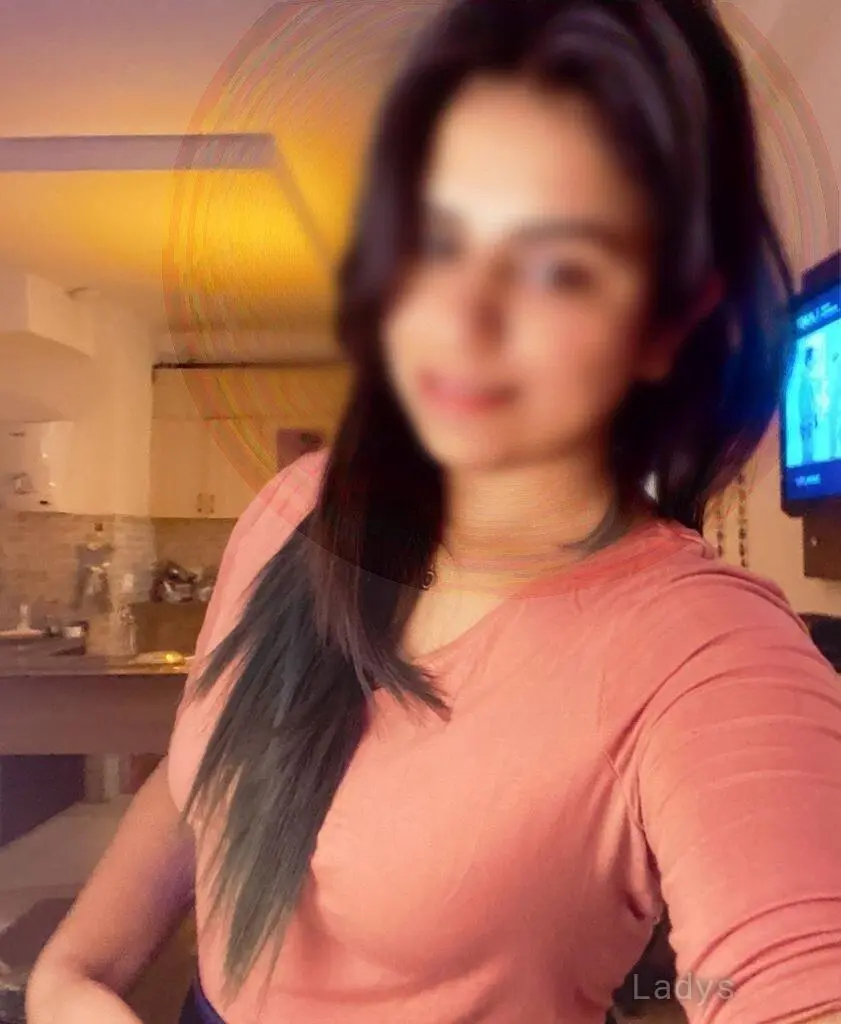 Riya, 23 years BBW escorts girl, height 165 sm, Weight  kg, backpage Gurgaon