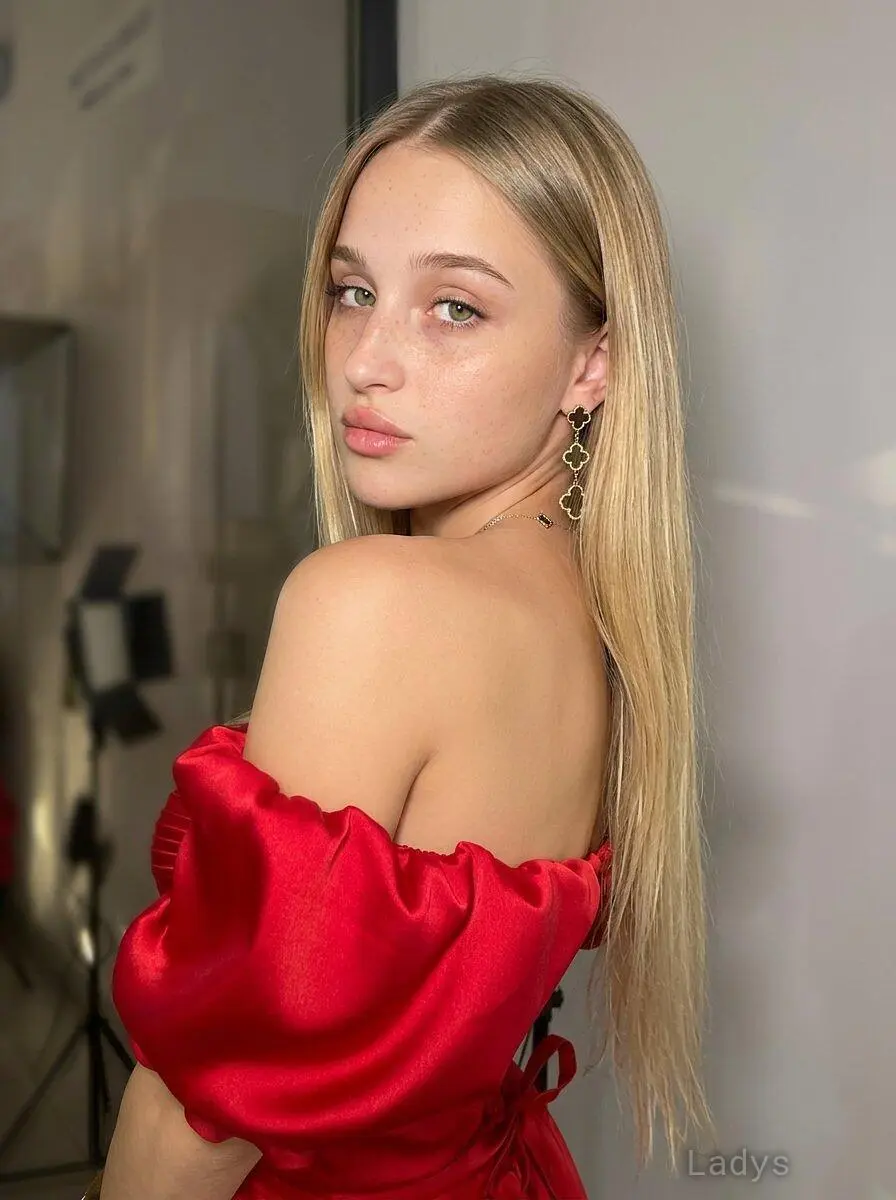 Luna, 27 years BBW escorts girl, height 167 sm, Weight kg, backpage Hong Kong