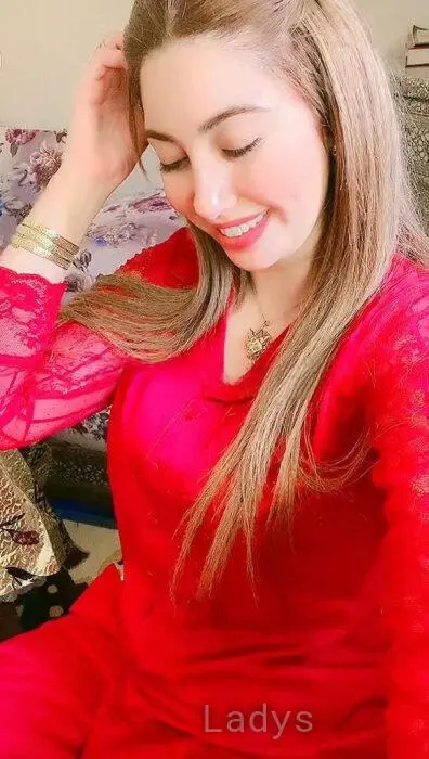 Nadia, 25 years BBW escorts girl, height 162 sm, Weight 76 kg, backpage Istanbul