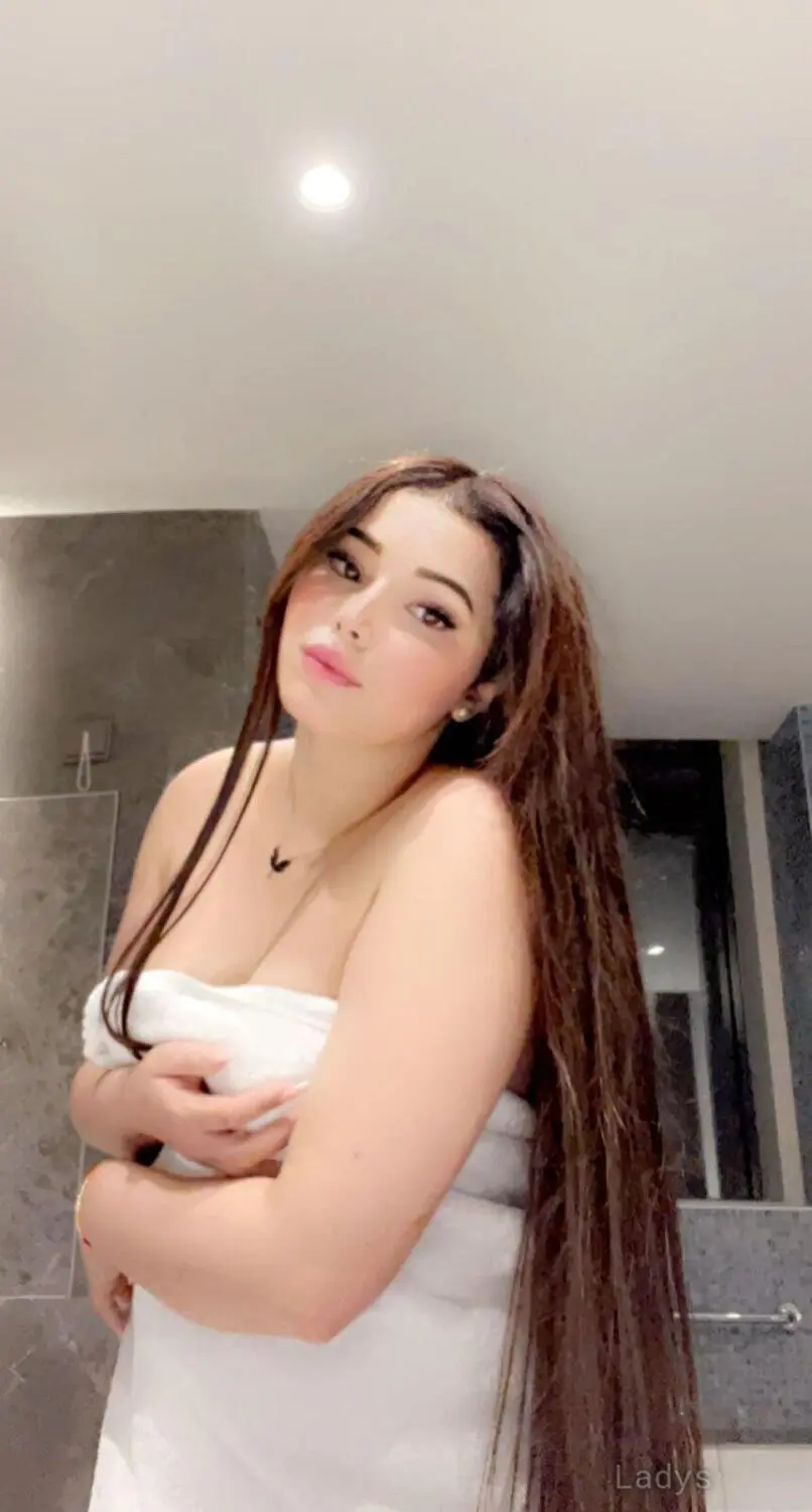 Zozo, 20 years BBW escorts girl, height 167 sm, Weight kg, backpage Istanbul
