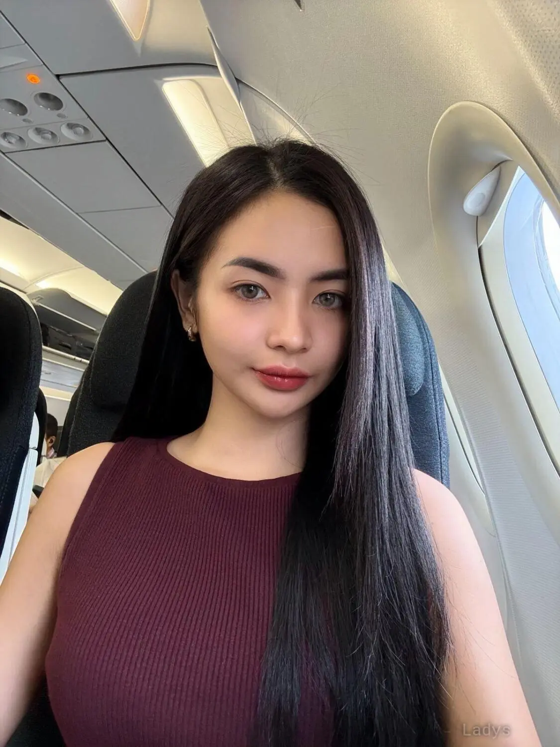 Eliza, 21 years BBW escorts girl, height 170 sm, Weight kg, backpage Jakarta