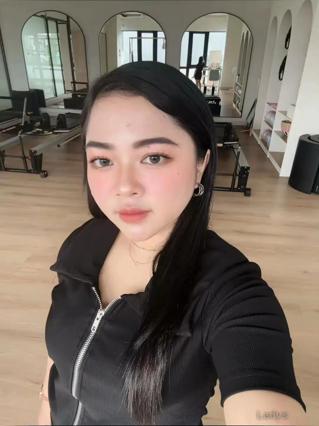 Nissa, 27 years BBW escorts girl, height 150 sm, Weight kg, backpage Jakarta
