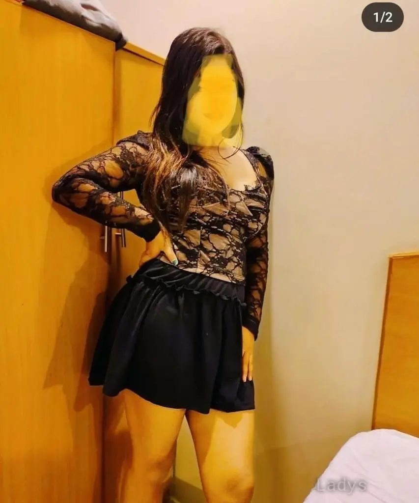 Aditi, 21 years BBW escorts girl, height 168 sm, Weight  kg, backpage Jalandhar