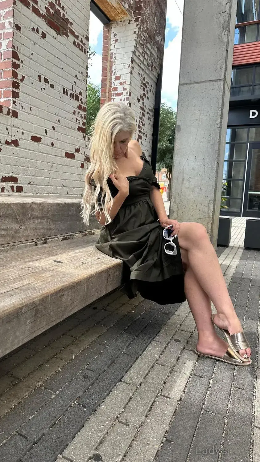 KloeKisses, 40 years BBW escorts girl, height 165 sm, Weight 57 kg, backpage Knoxville