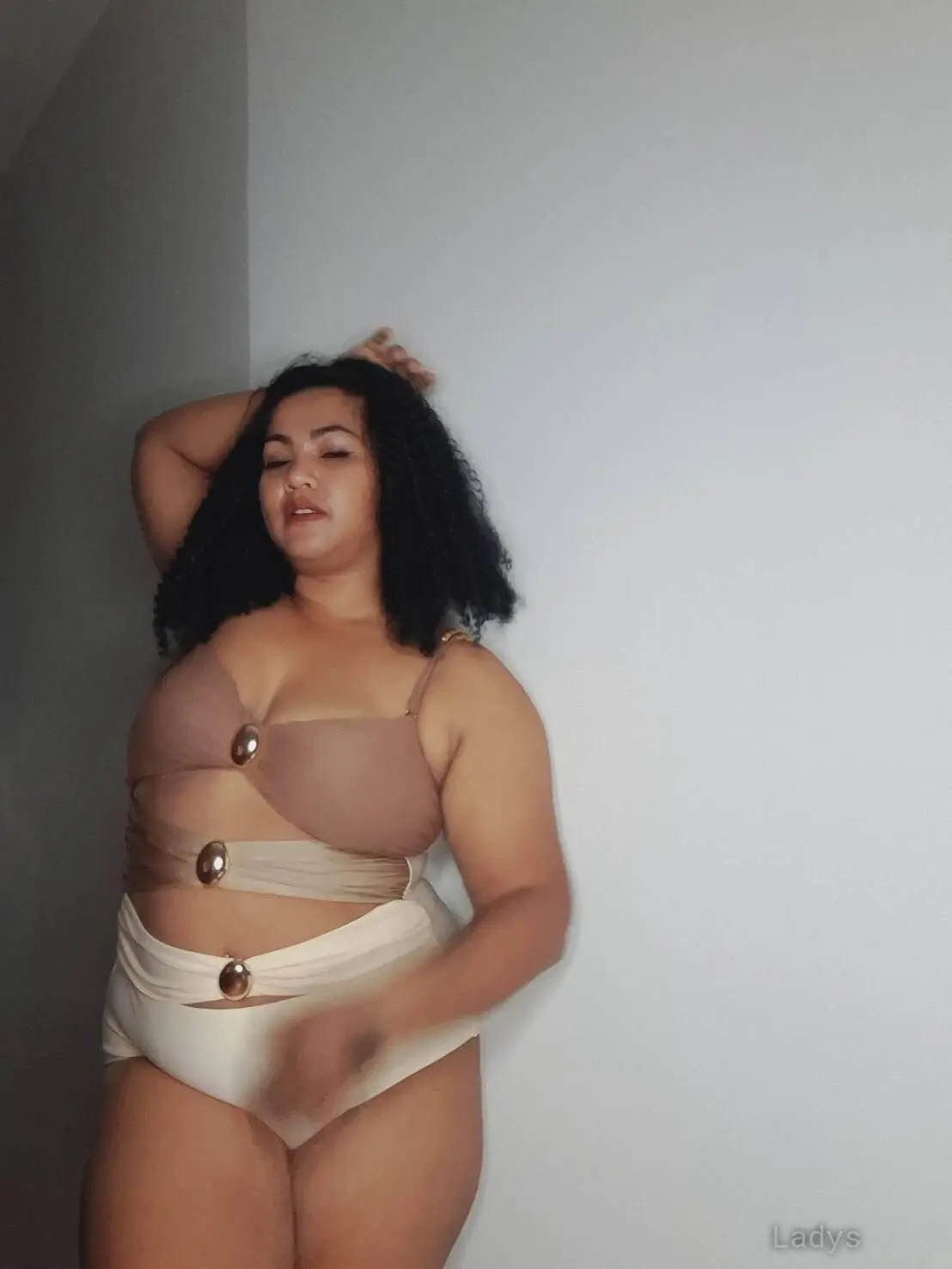 Amika, 36 years BBW escorts girl, height 165 sm, Weight  kg, backpage Ko Samui