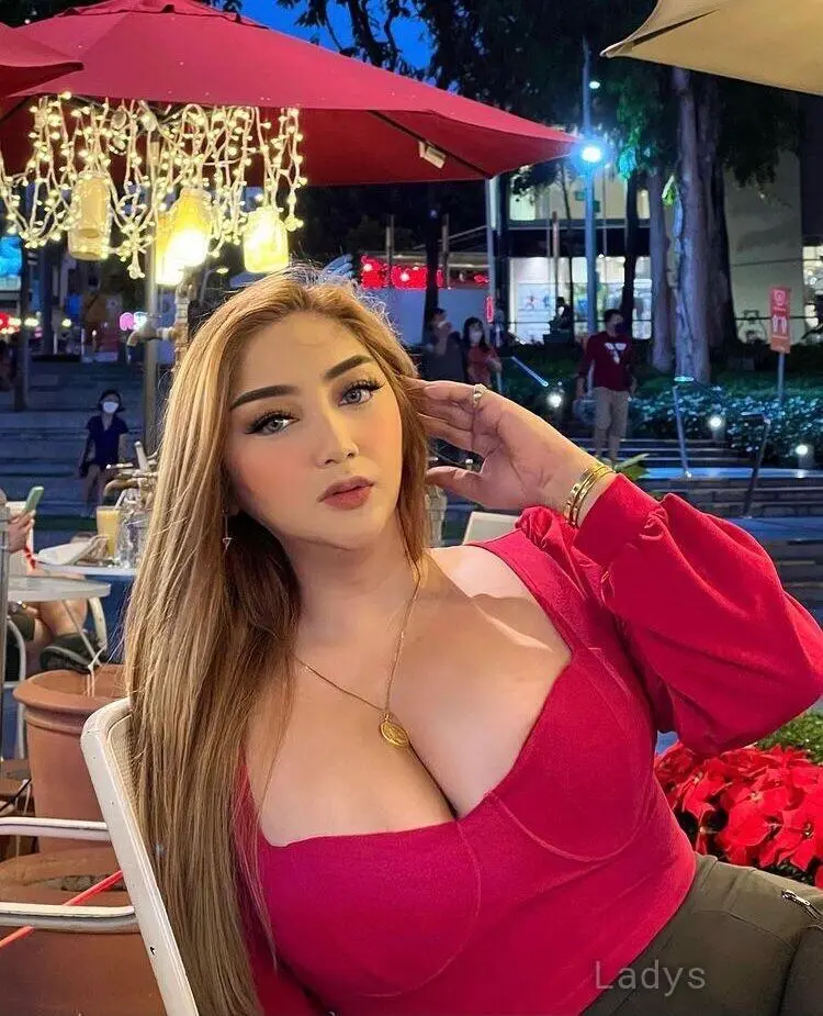 Polina, 25 years BBW escorts girl, height 165 sm, Weight  kg, backpage Kuala Lumpur