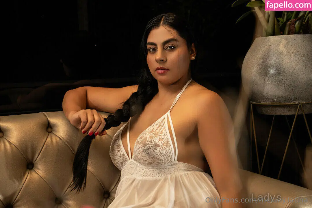 Paola Gómez, 32 years BBW escorts girl, height 159 sm, Weight 59 kg, backpage Monterrey