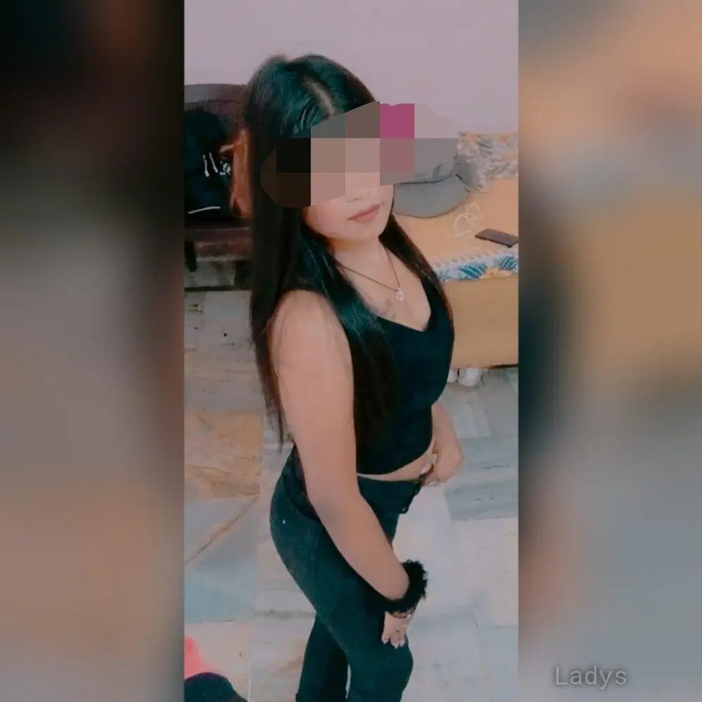 Nisha Sharma, 21 years BBW escorts girl, height 157 sm, Weight kg, backpage Mumbai