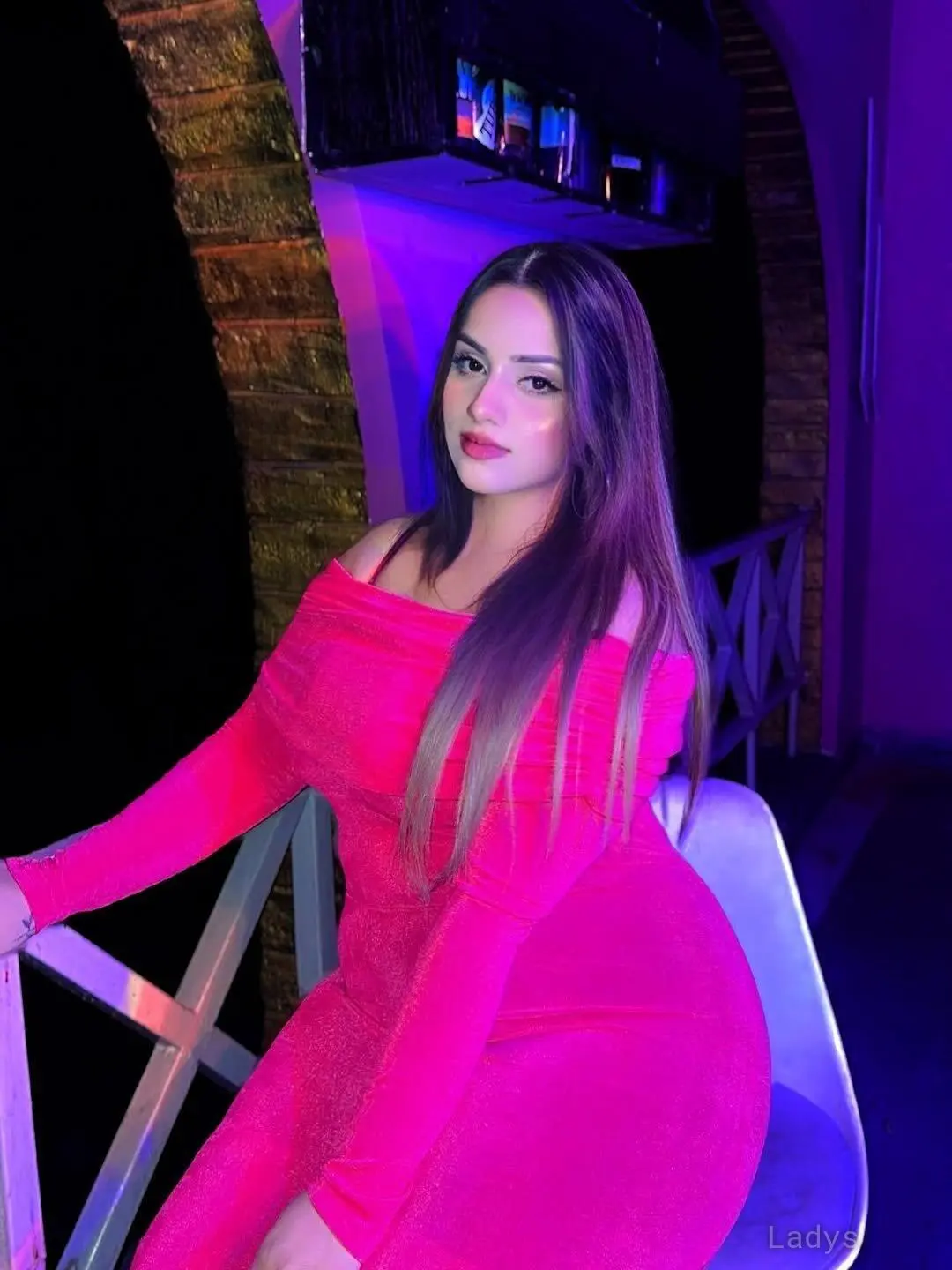 Divya, 23 years BBW escorts girl, height 154 sm, Weight kg, backpage Nagpur