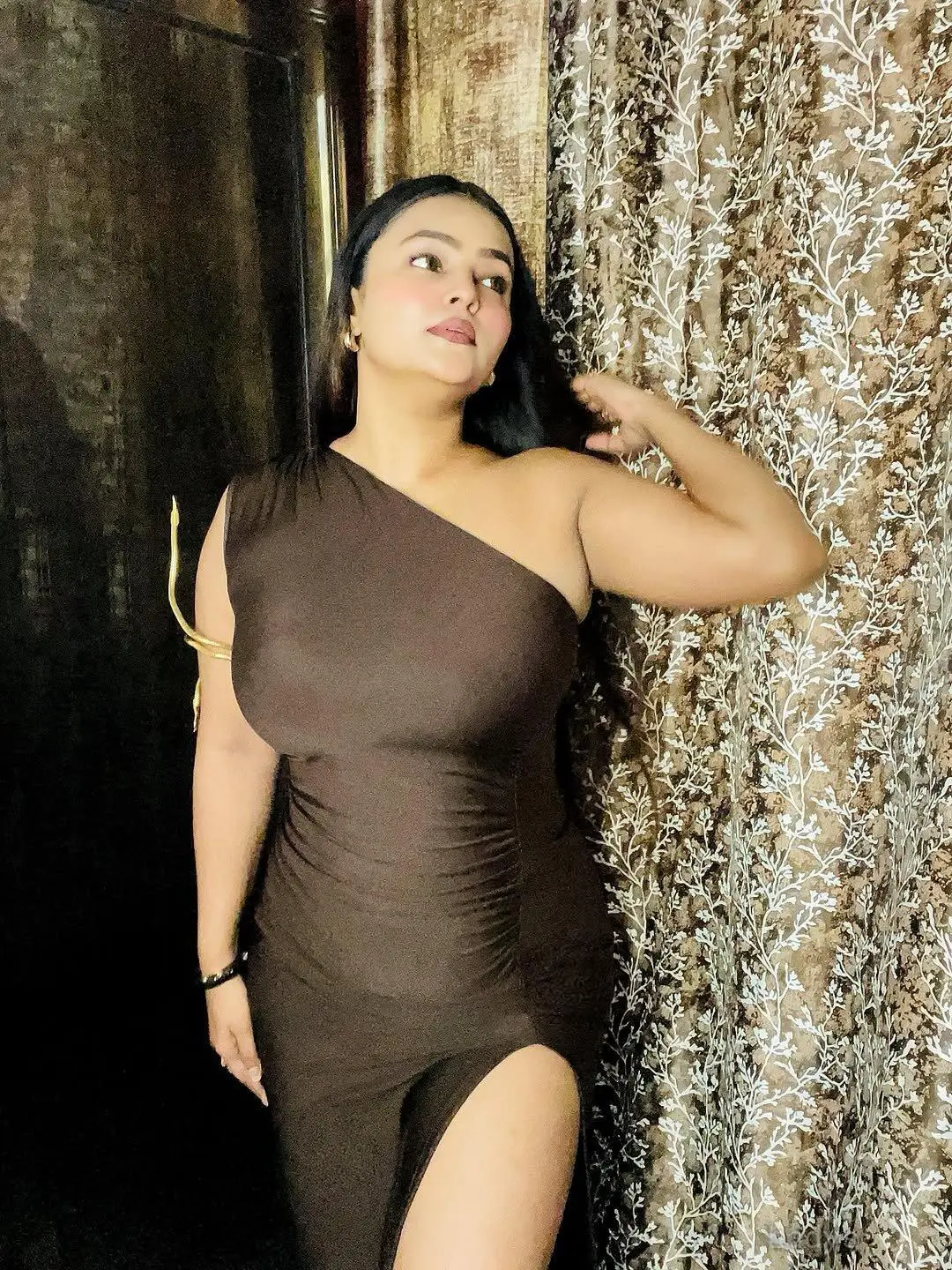Anvi, 23 years BBW escorts girl, height 154 sm, Weight  kg, backpage Navi Mumbai