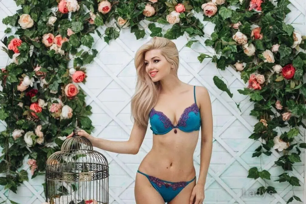Helena blonde, 24 years BBW escorts girl, height 173 sm, Weight 53 kg, backpage New Jersey
