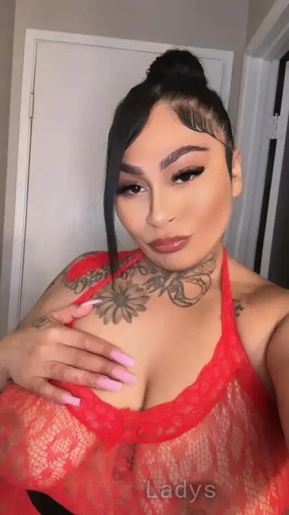 Lizzzy, 27 years BBW escorts girl, height 163 sm, Weight 79 kg, backpage Orange County