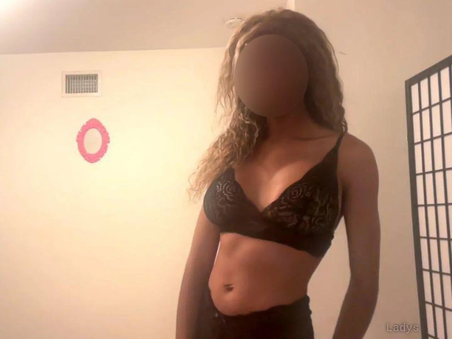 Aisana, 27 years BBW escorts girl, height 170 sm, Weight  kg, backpage Paris