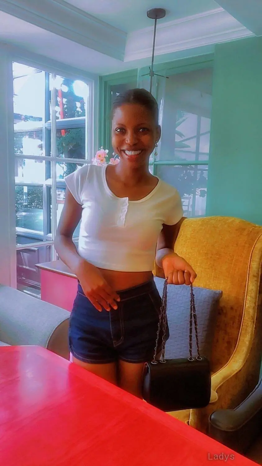 Shan's, 24 years BBW escorts girl, height 160 sm, Weight  kg, backpage Pattaya