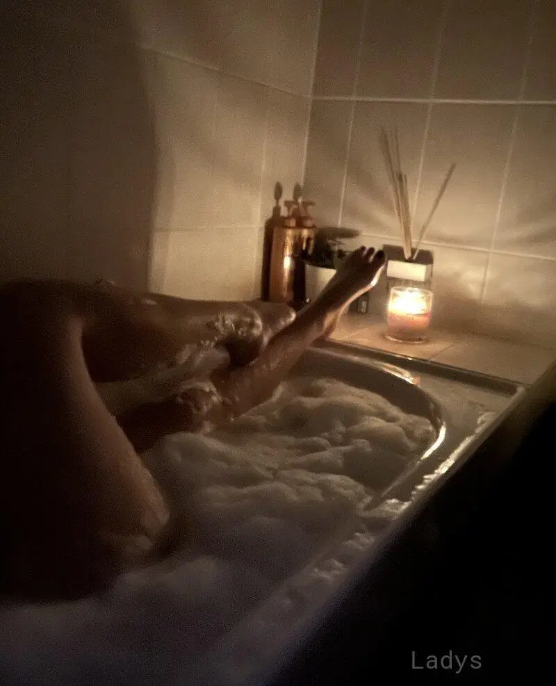 Layla, 35 years BBW escorts girl, height 173 sm, Weight  kg, backpage Perth