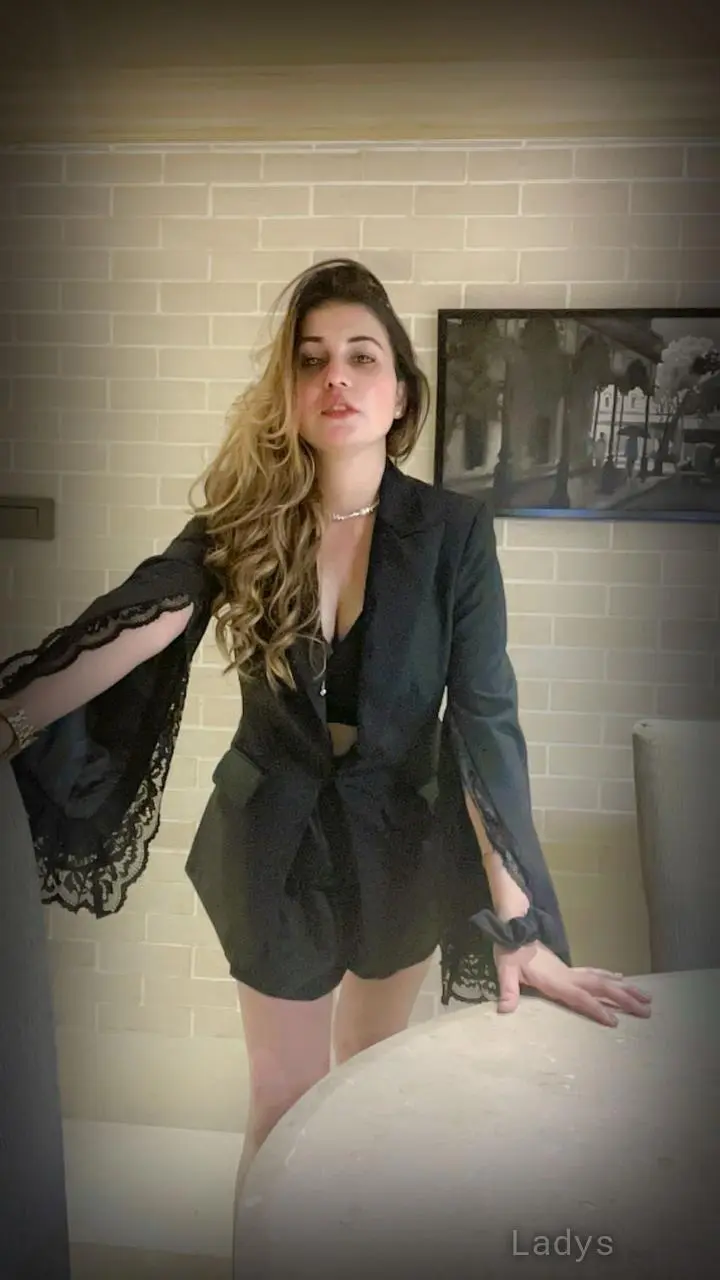 Cassandra, 23 years BBW escorts girl, height 165 sm, Weight kg, backpage Pune