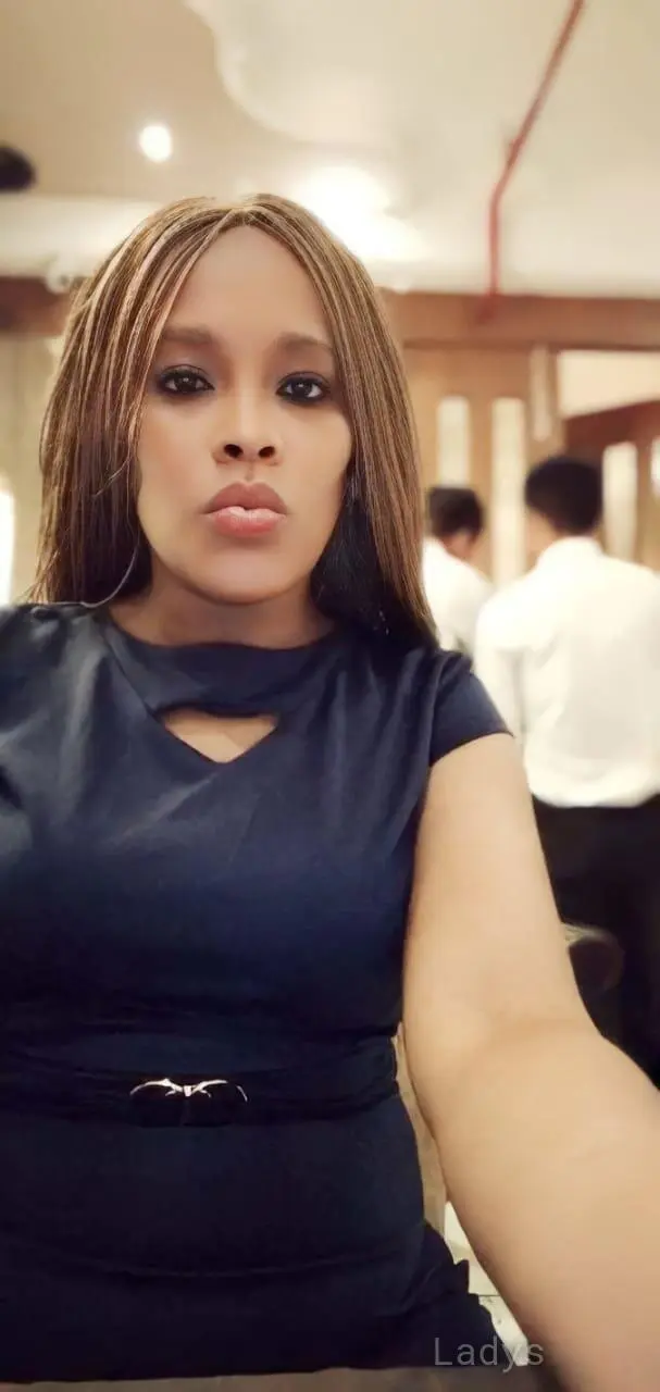 Selina, 28 years BBW escorts girl, height 160 sm, Weight  kg, backpage Rajkot