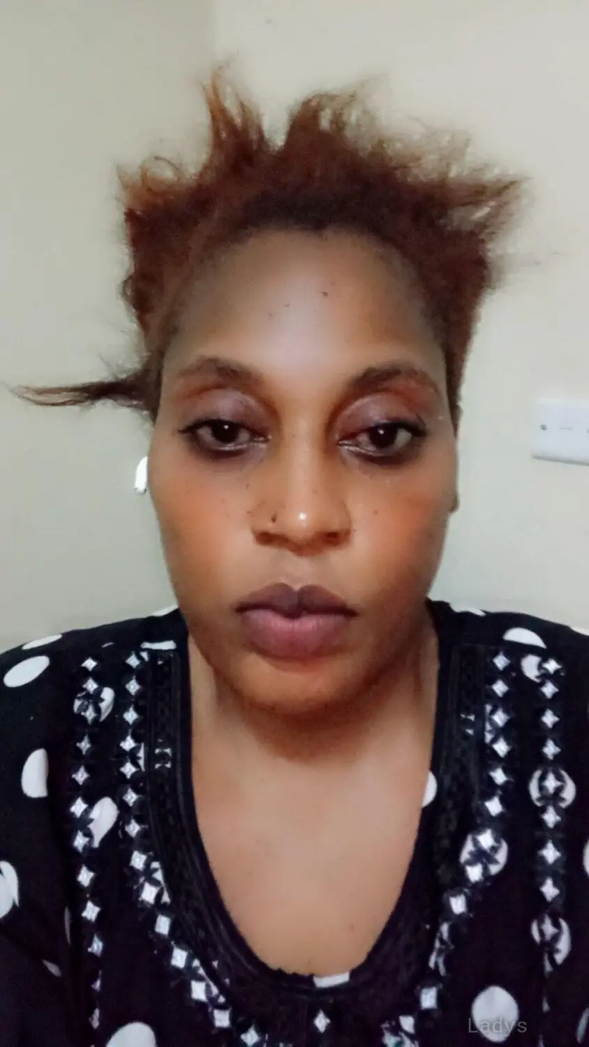 Ariana, 26 years BBW escorts girl, height 165 sm, Weight kg, backpage Riyadh