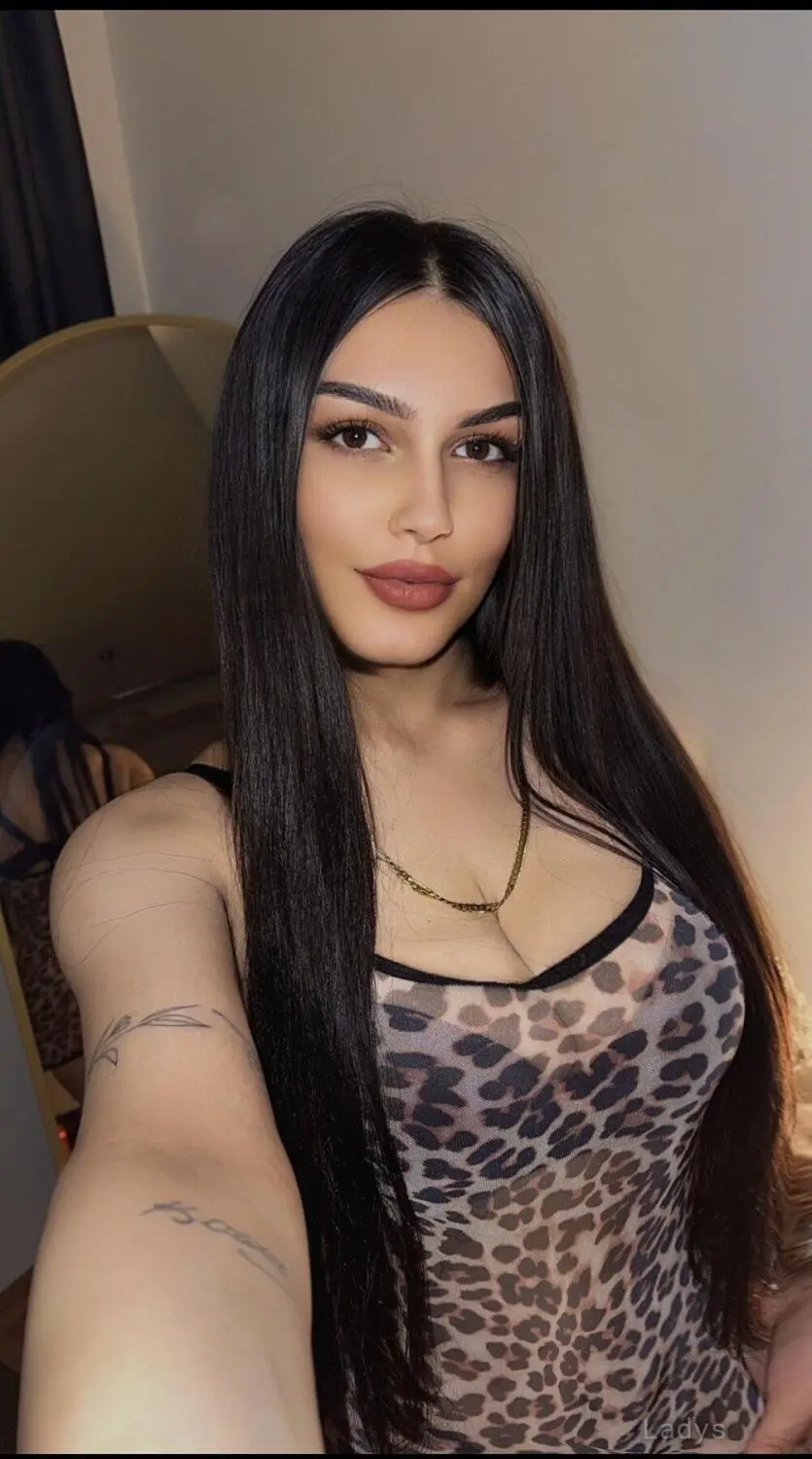 Enru, 21 years BBW escorts girl, height 174 sm, Weight  kg, backpage Riyadh