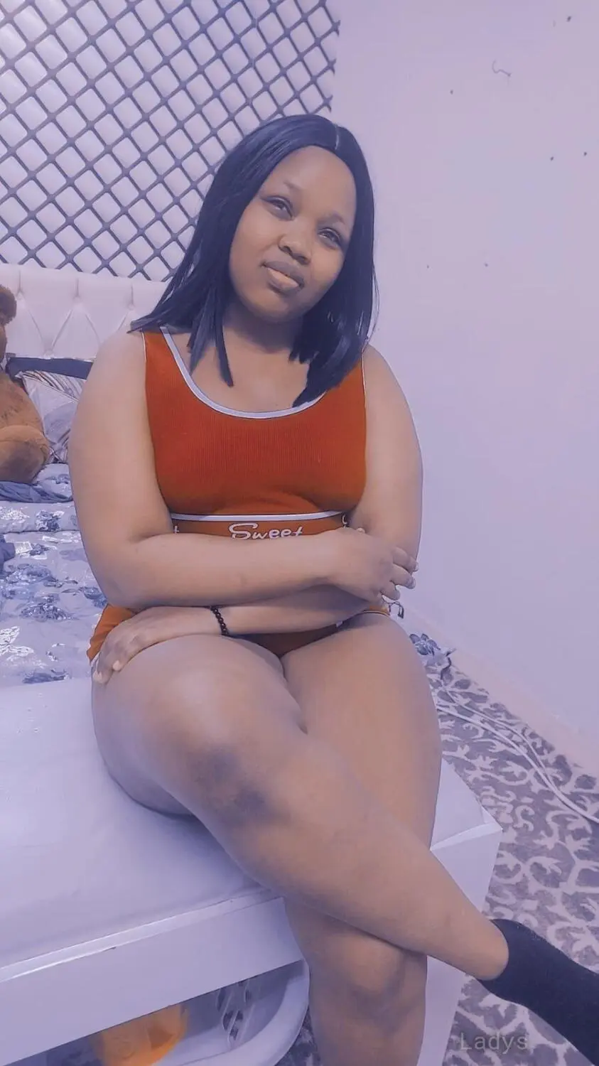 Fantana, 26 years BBW escorts girl, height 154 sm, Weight  kg, backpage Riyadh