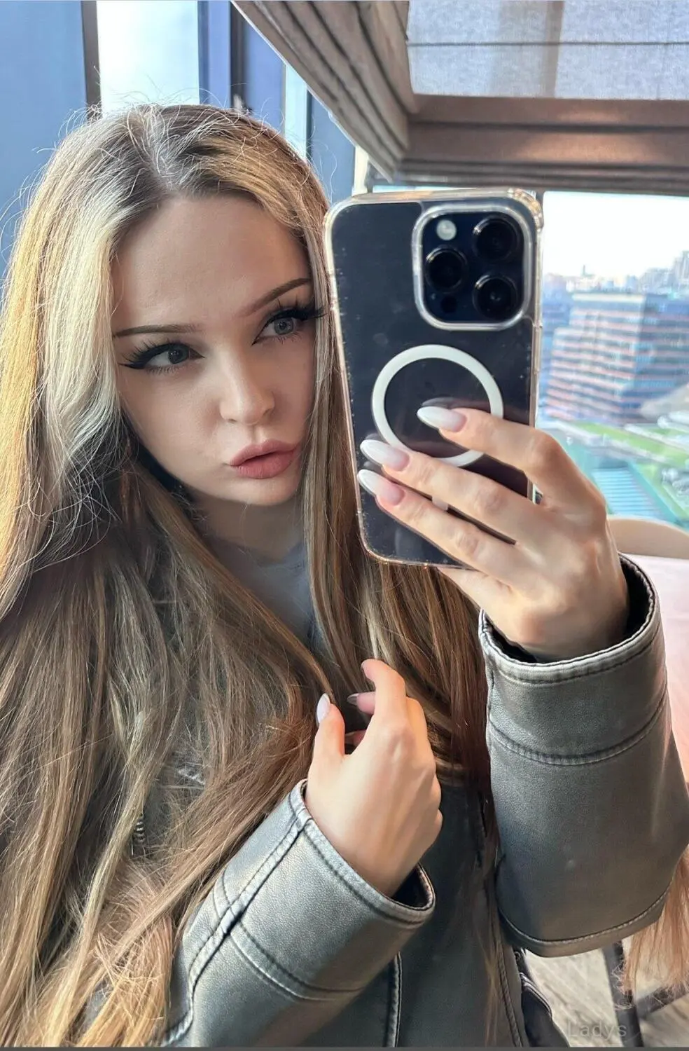 Manuela, 22 years BBW escorts girl, height 162 sm, Weight  kg, backpage Riyadh