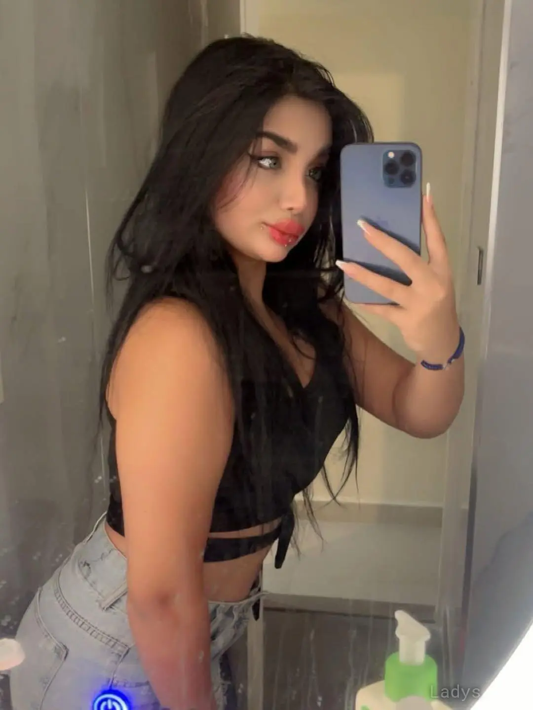 Sara, 22 years BBW escorts girl, height 162 sm, Weight kg, backpage Riyadh