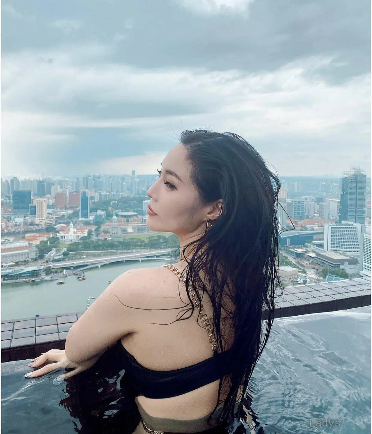 Miho, 24 years BBW escorts girl, height 160 sm, Weight kg, backpage Singapore