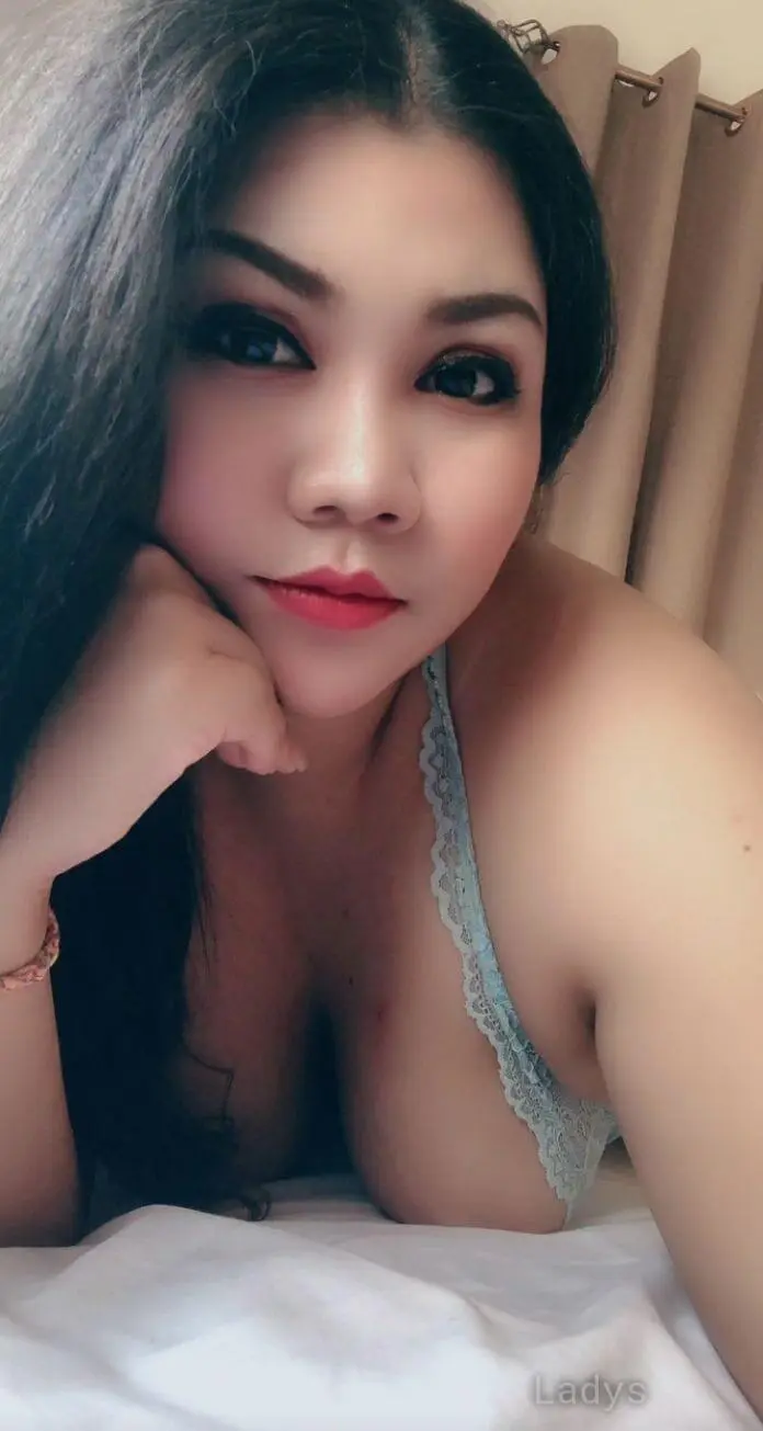 Hina, 25 years BBW escorts girl, height 160 sm, Weight kg, backpage Sohar