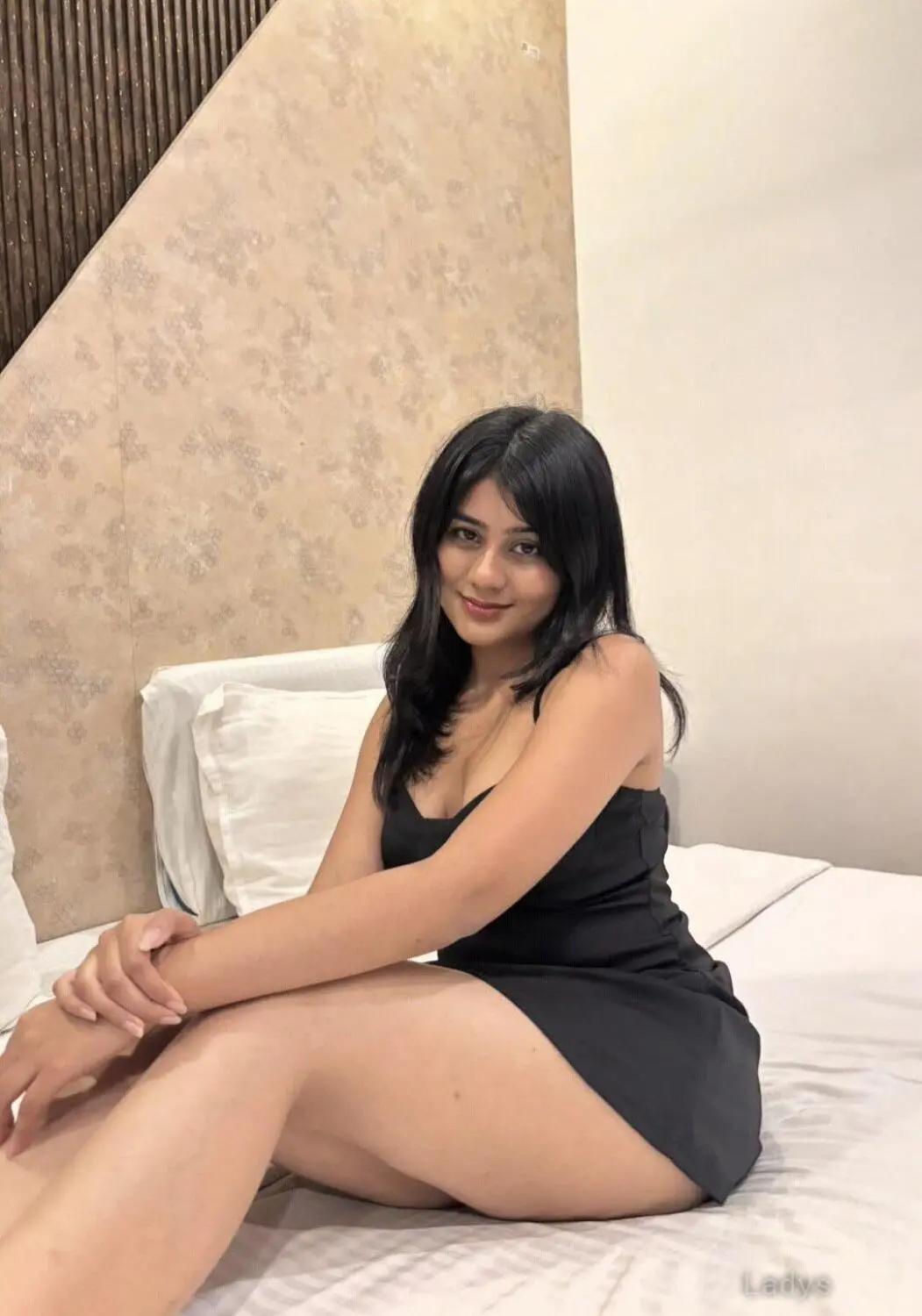 ANKITA, 22 years BBW escorts girl, height 175 sm, Weight kg, backpage Split