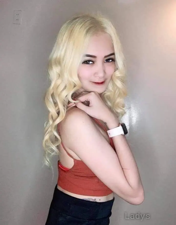 Akiko, 25 years BBW escorts girl, height 170 sm, Weight  kg, backpage Taipei