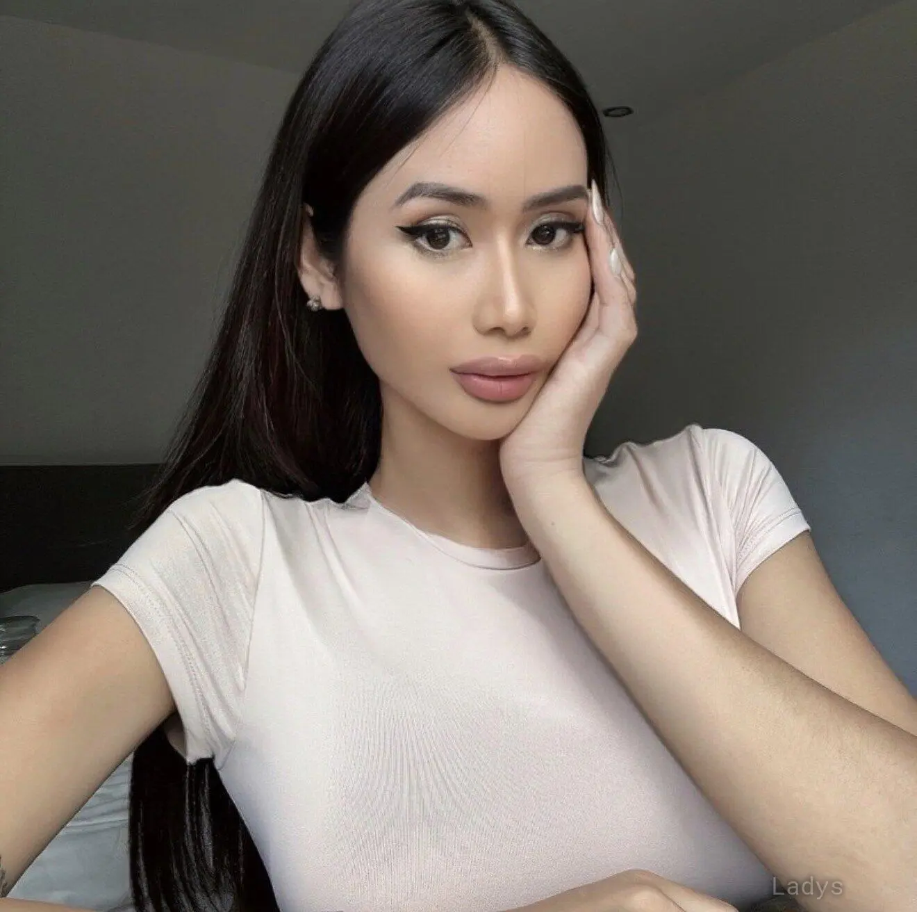 Hikaru, 23 years BBW escorts girl, height 167 sm, Weight kg, backpage Taipei