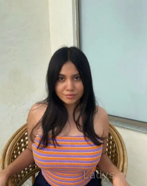 Kirtii, 21 years BBW escorts girl, height 154 sm, Weight  kg, backpage Vadodara