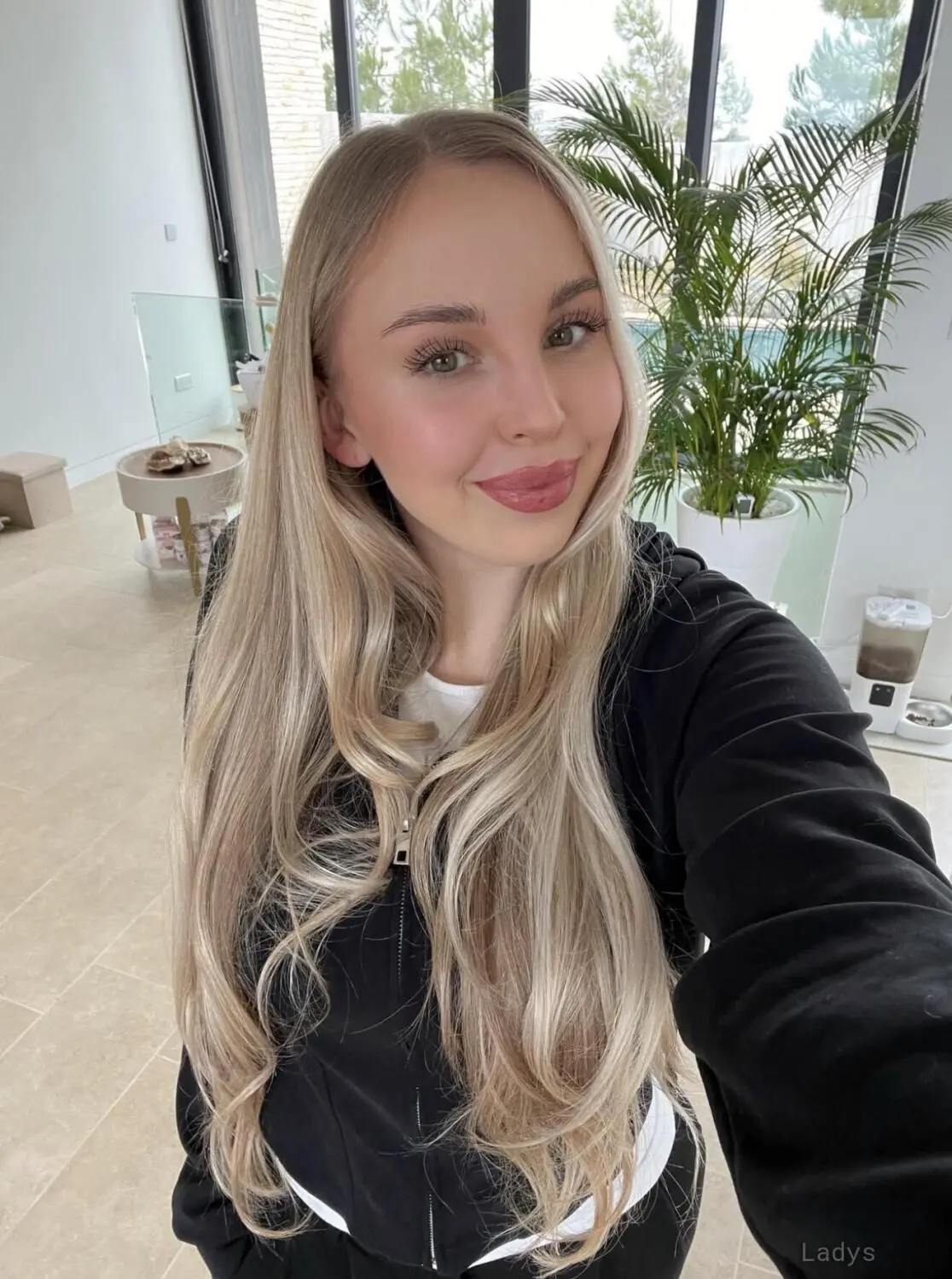 Elizabeth, 30 years hot nedes Warren rscorts girl, height 160 sm, Weight 60 kg