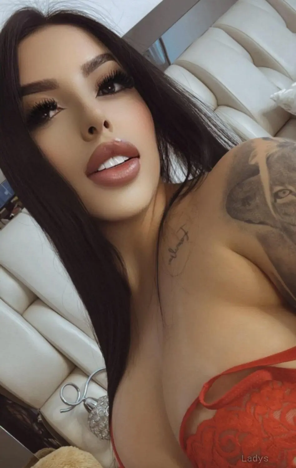 Yena, 23 years BBW escorts girl, height 169 sm, Weight  kg, backpage Yanbu